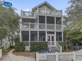 Short Distance to the White Sandy Beaches, Rendezvous Main House Carriage in Seaside home